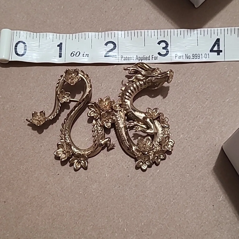 NWT Golden Goose CNY antique gold dragon-shaped pin